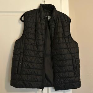 Men’s Black vest, puffer type material but thinner